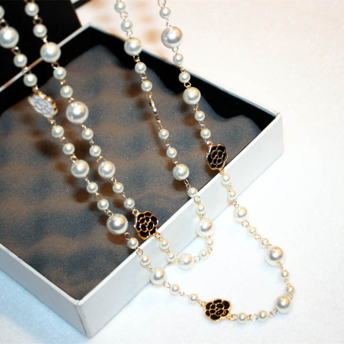 layered pearls beads  flower l - String Of Pearls Plant review and price